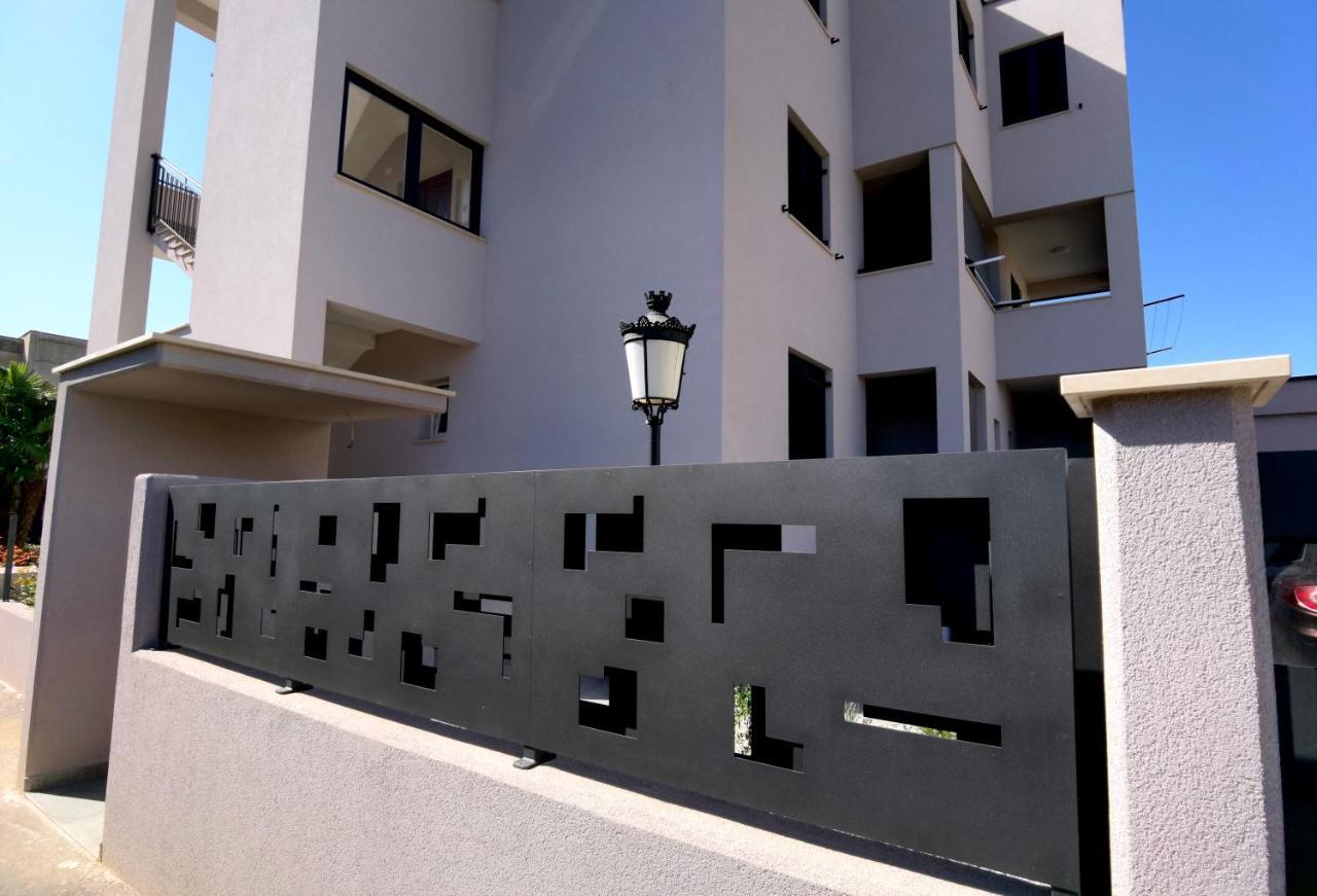 Stay In The Very Heart Of Porec - 50M To The Beach Poreč Exterior foto
