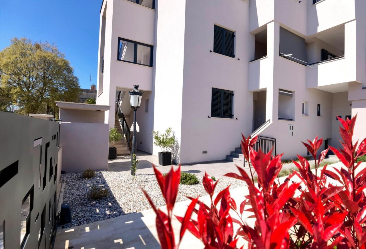 Stay In The Very Heart Of Porec - 50M To The Beach Poreč Exterior foto