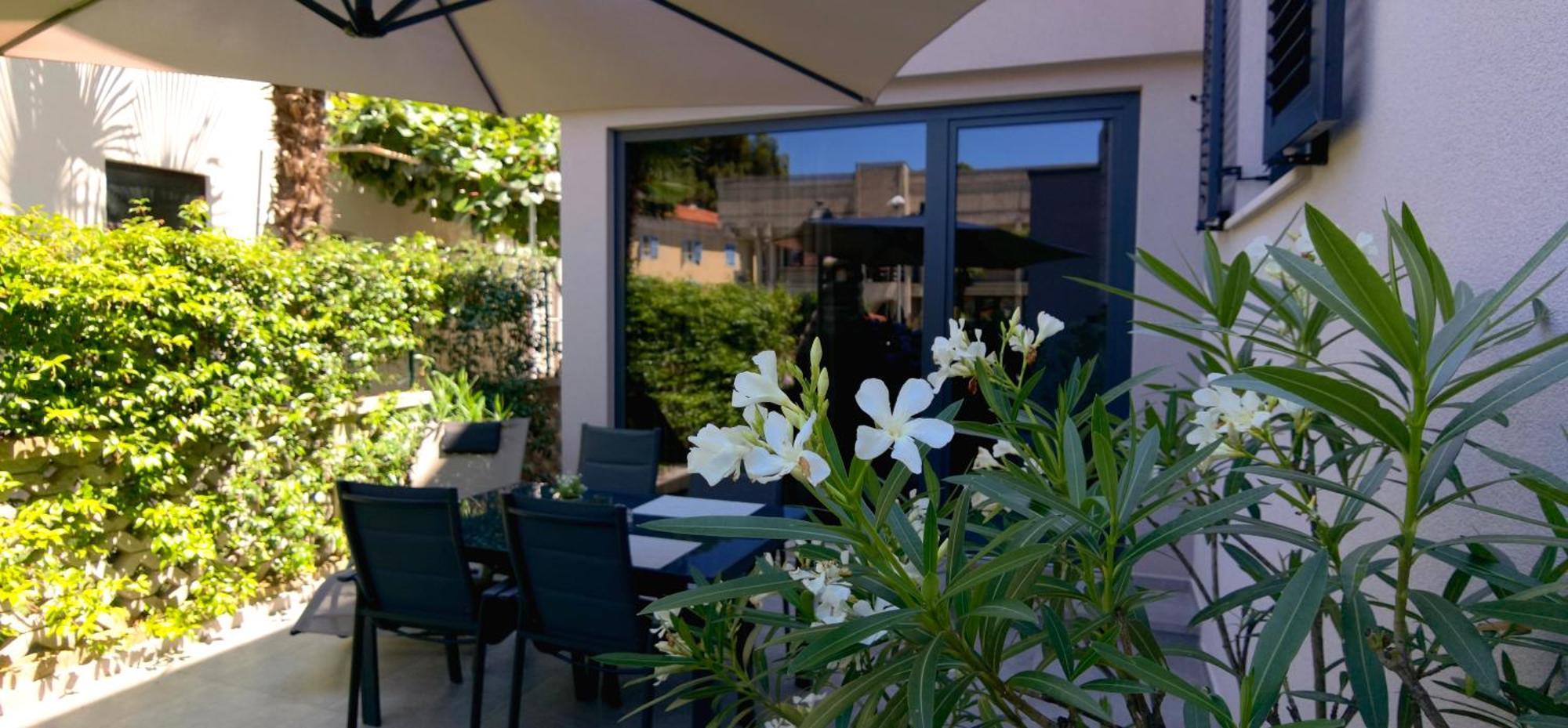 Stay In The Very Heart Of Porec - 50M To The Beach Poreč Exterior foto
